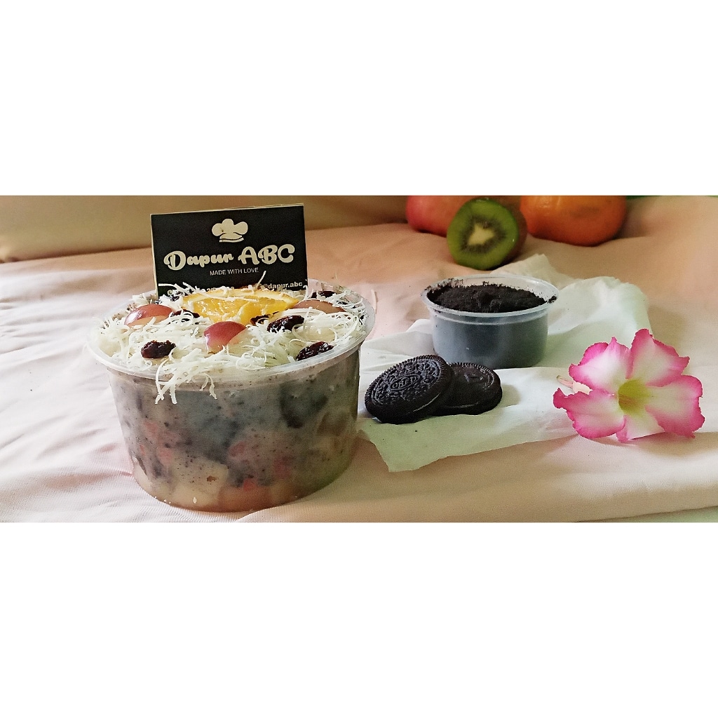 Salad Buah Choco Oreo Ukuran 450 Ml
