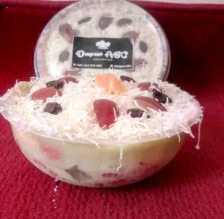 Salad Buah Green Tea Ukuran 625 Ml