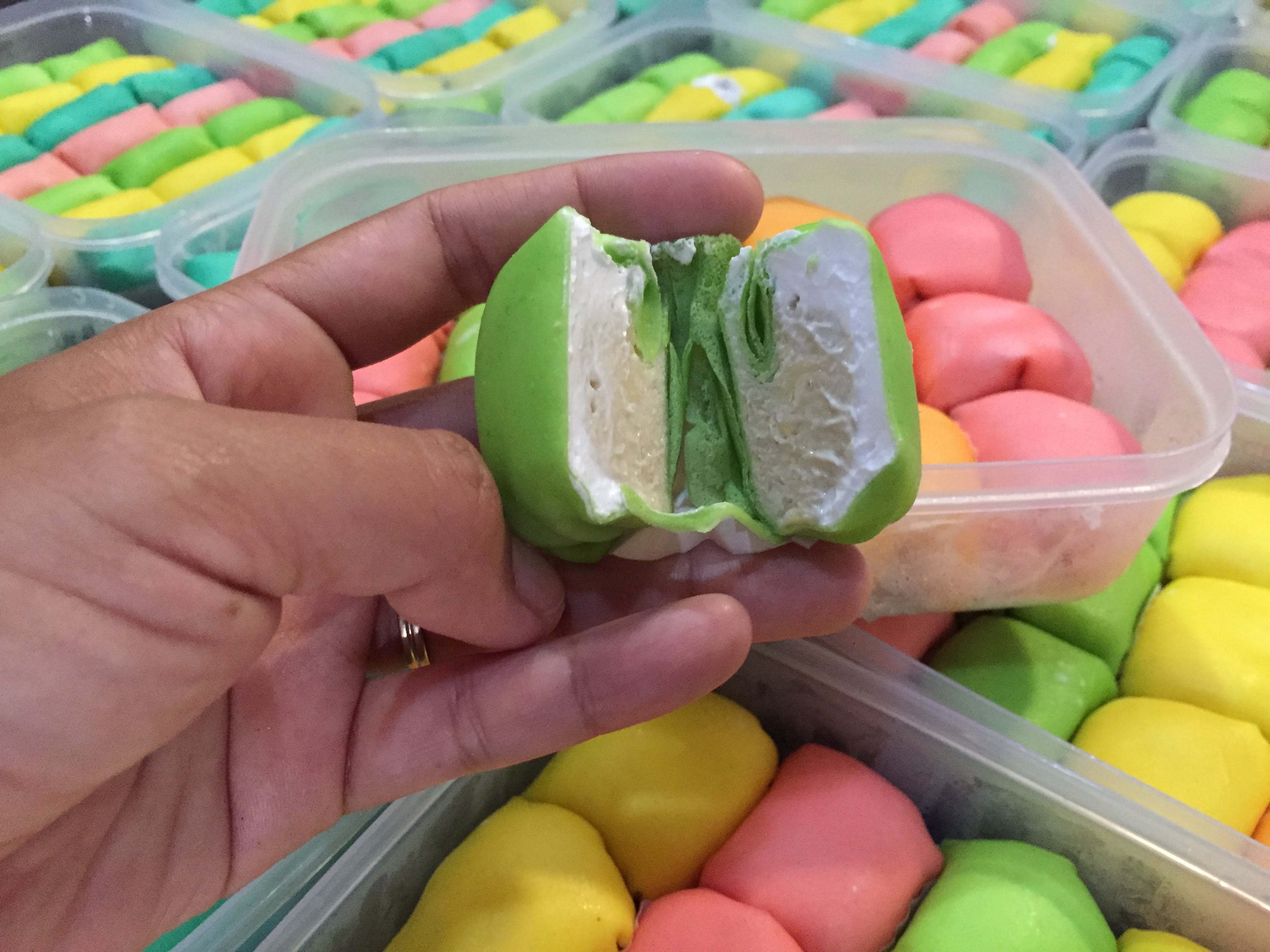 Pancake Durian Isi 21 Duren Bromo