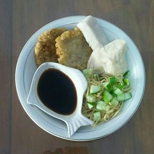 Pempek Nonik Campur