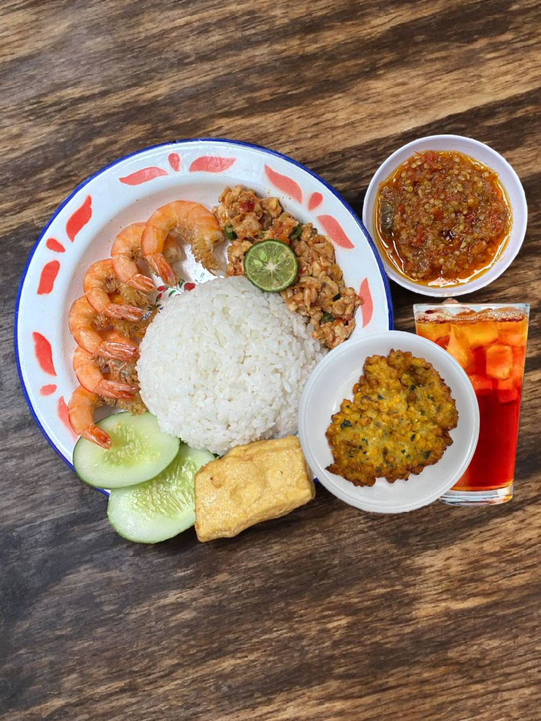 Paket Komplit Sego Sambel Udang & Es Teh Manis