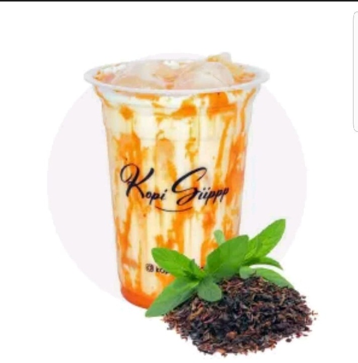 Es Susu Thai Tea (Kopi Siippp Diponegoro)