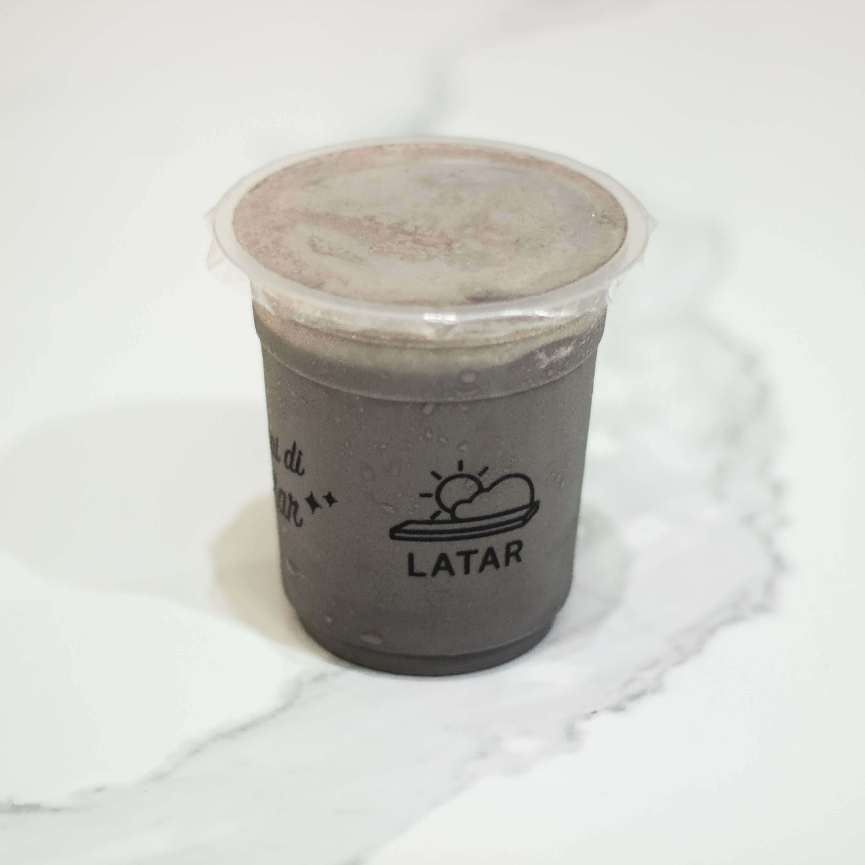 Es Charcoal Latar