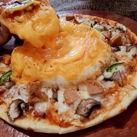 Cheese Volcano Pizza Small