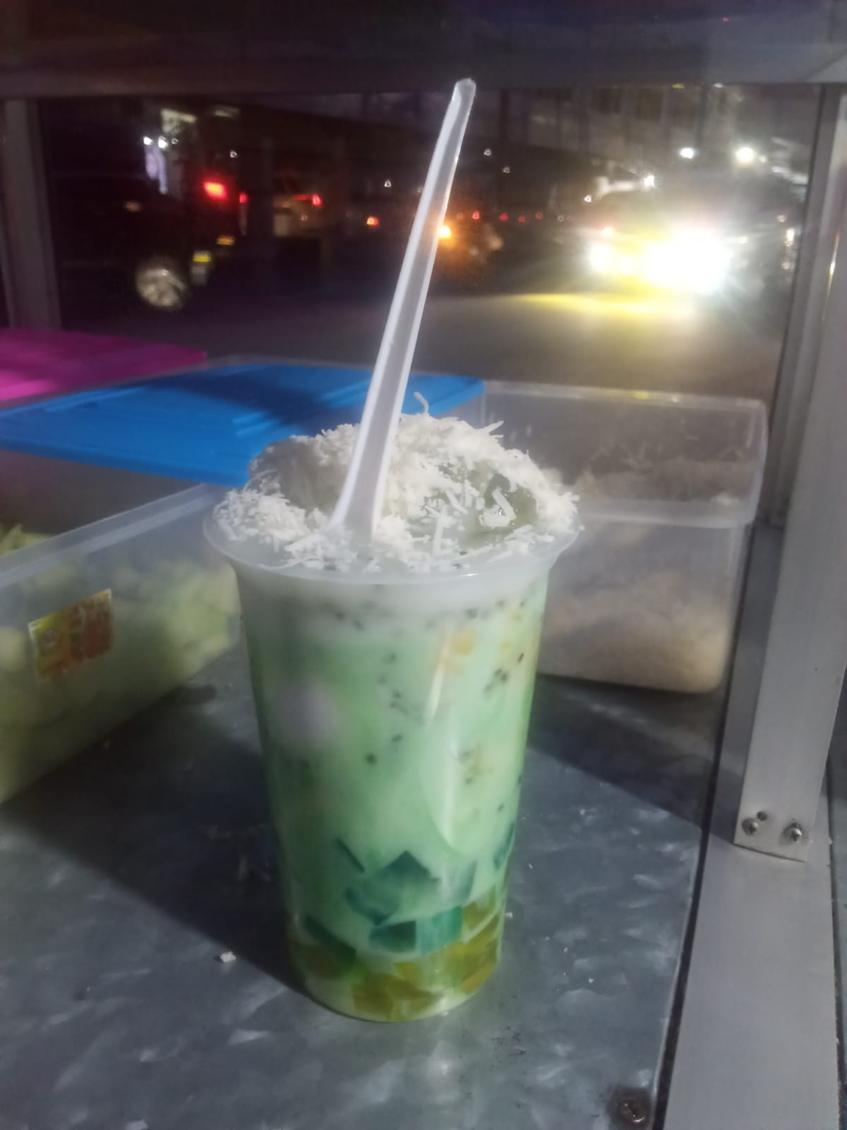 Es teller Es Teler Mbak Yani