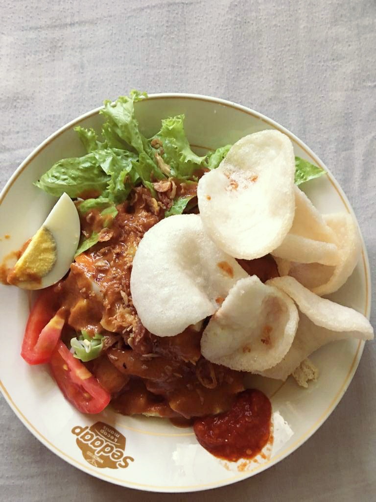 Gado-Gado Sumber Taman