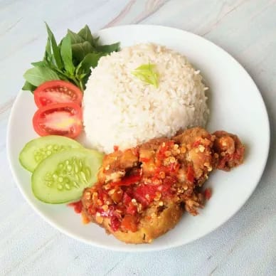 Lalapan Ayam Geprek