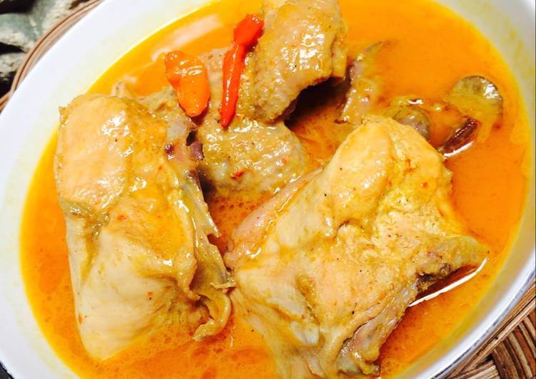 Nasi Kari Ayam Plus Sayur Cahaya Minang 2