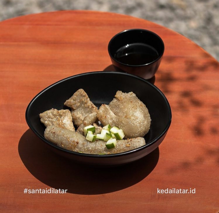 Pempek Latar