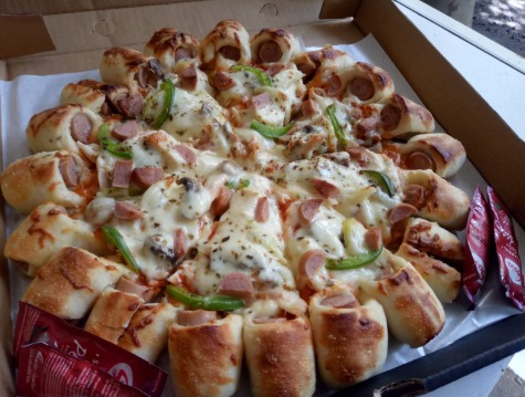 Pizza Roll Sosis Full Cheese Medium