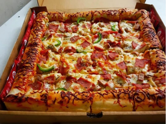 Pizza Square