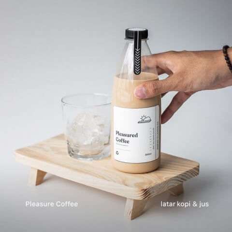 Pleasure Kopi 500 ml Latar