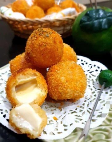 Potato Cheese Ball
