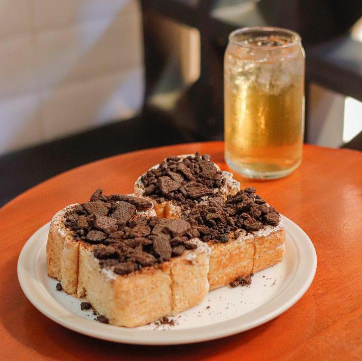 Roti Gandum Full Size Oreo Kedai Latar