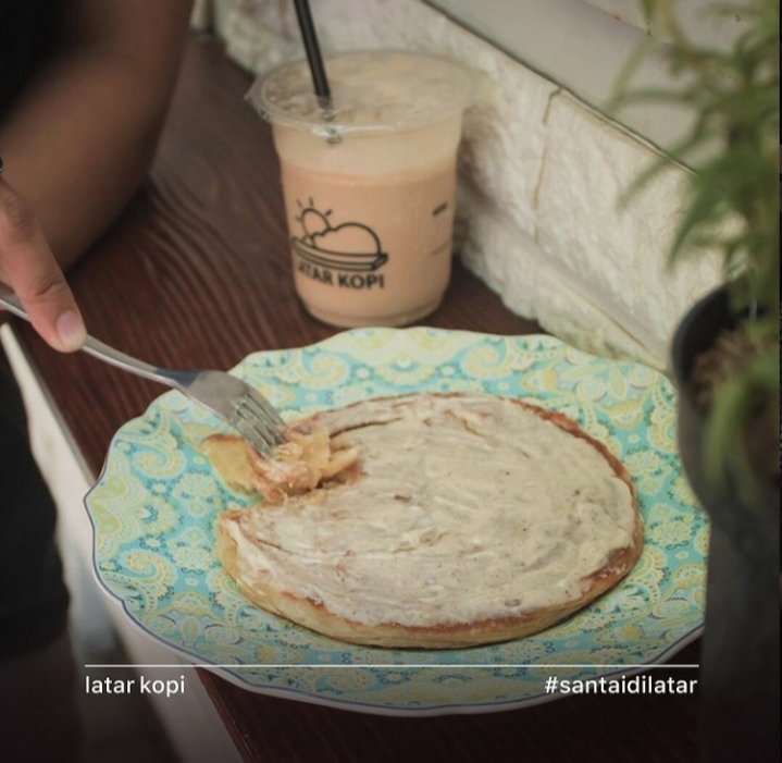 Roti Maryam Tiramissu Latar