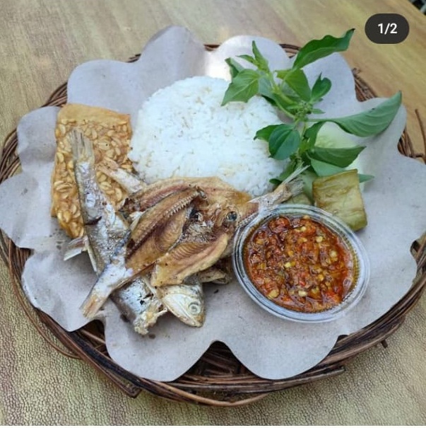 Sego Sambel T4 Iwak Asin (Cak Suga)