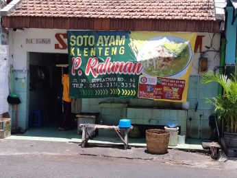 SOTO AYAM KLENTENG PAK RAHMAN